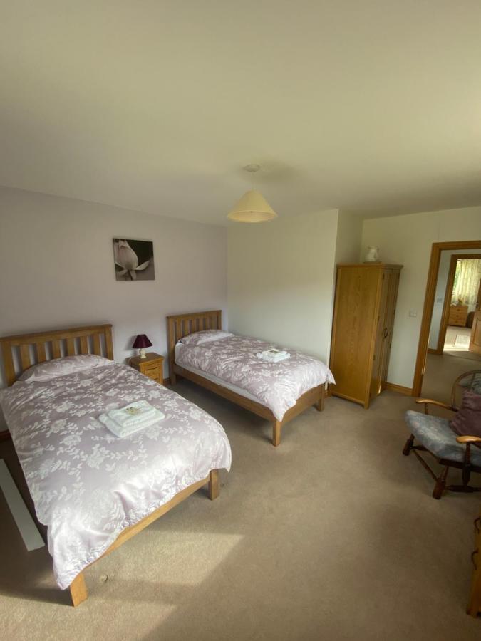 Bed and Breakfast Laurel Bank Abbey-Cwmhir Exterior foto